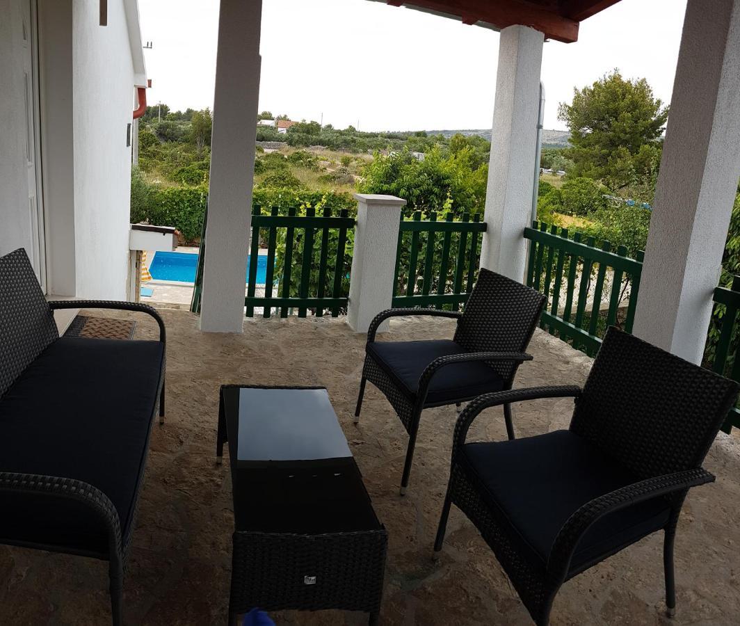 Apartman Vojaline Milna  Exterior photo