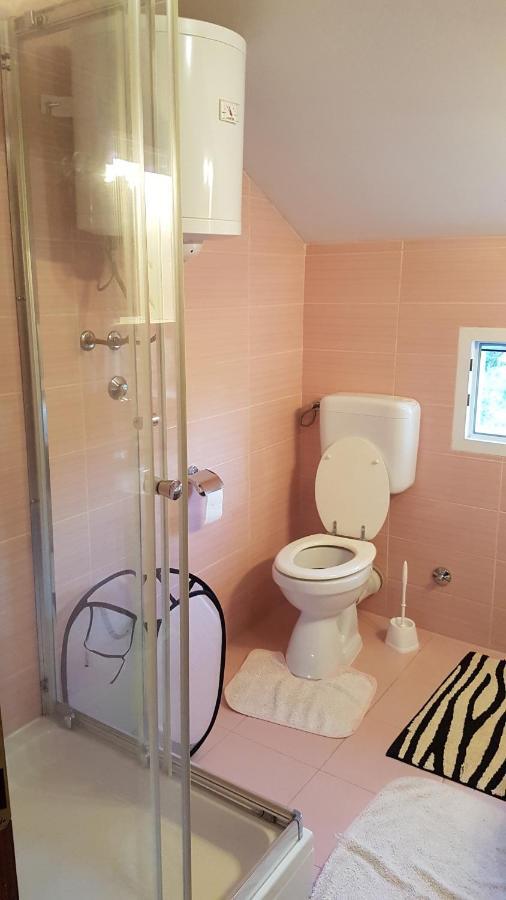 Apartman Vojaline Milna  Exterior photo
