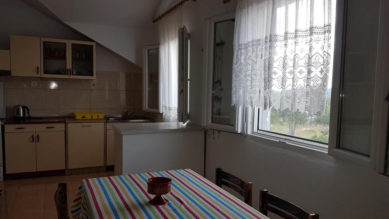 Apartman Vojaline Milna  Exterior photo